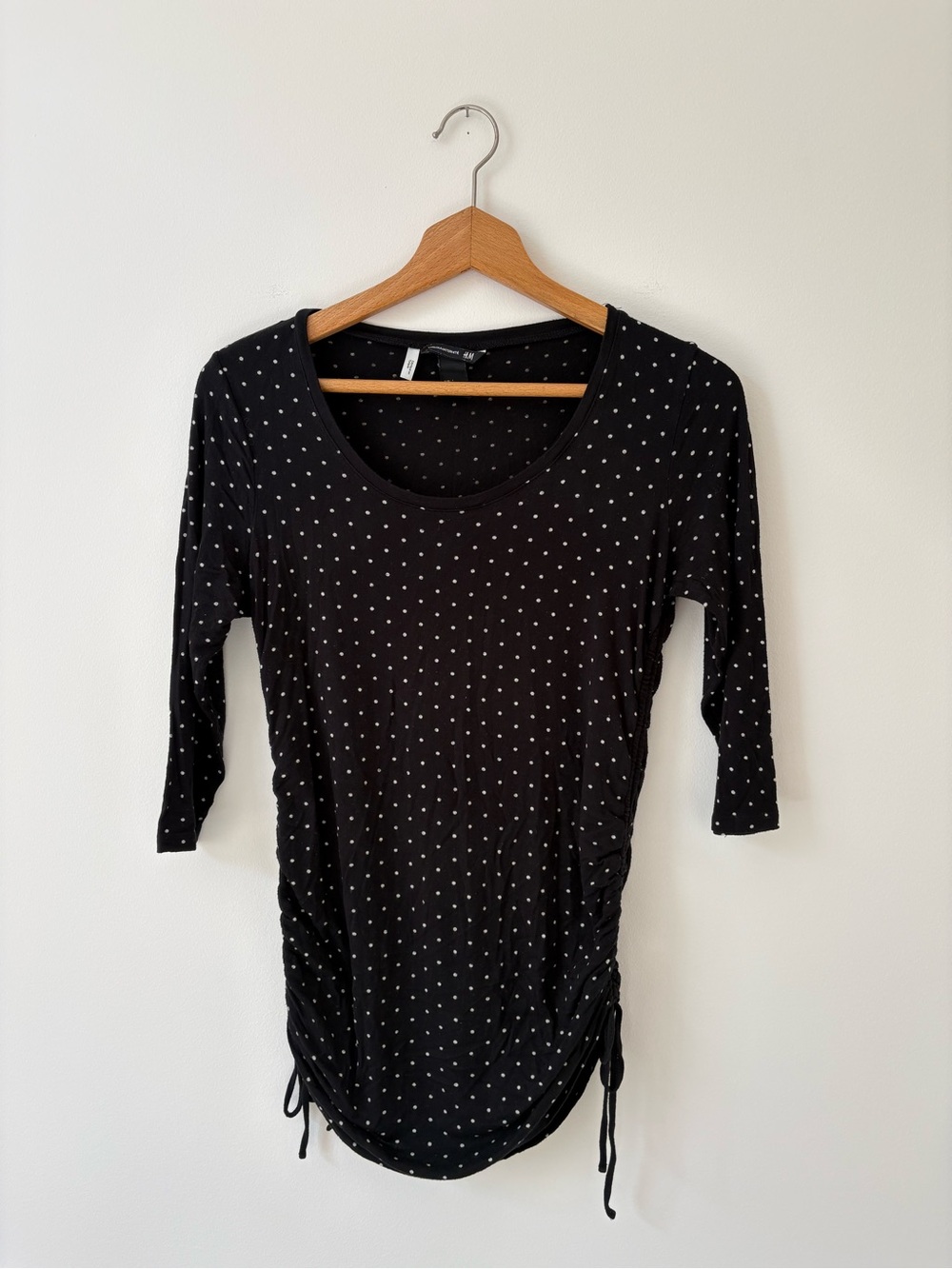 🤰Maternity H&M Black with White Polka Dots Scoop Neck Ruched Tunic